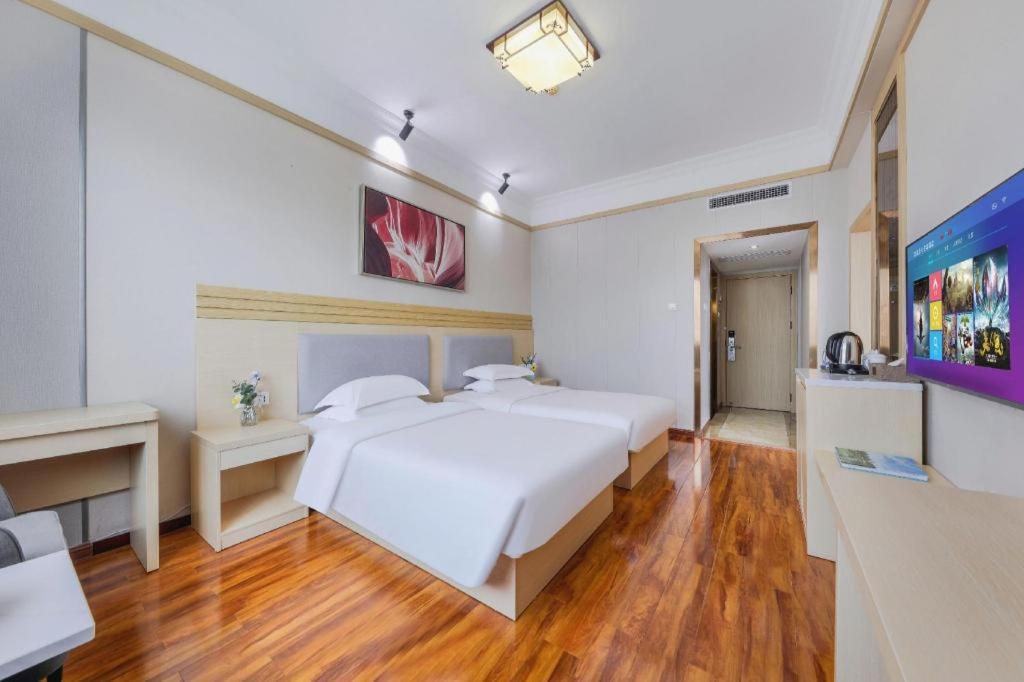 Galaxy Hotel Гуанчжоу Экстерьер фото